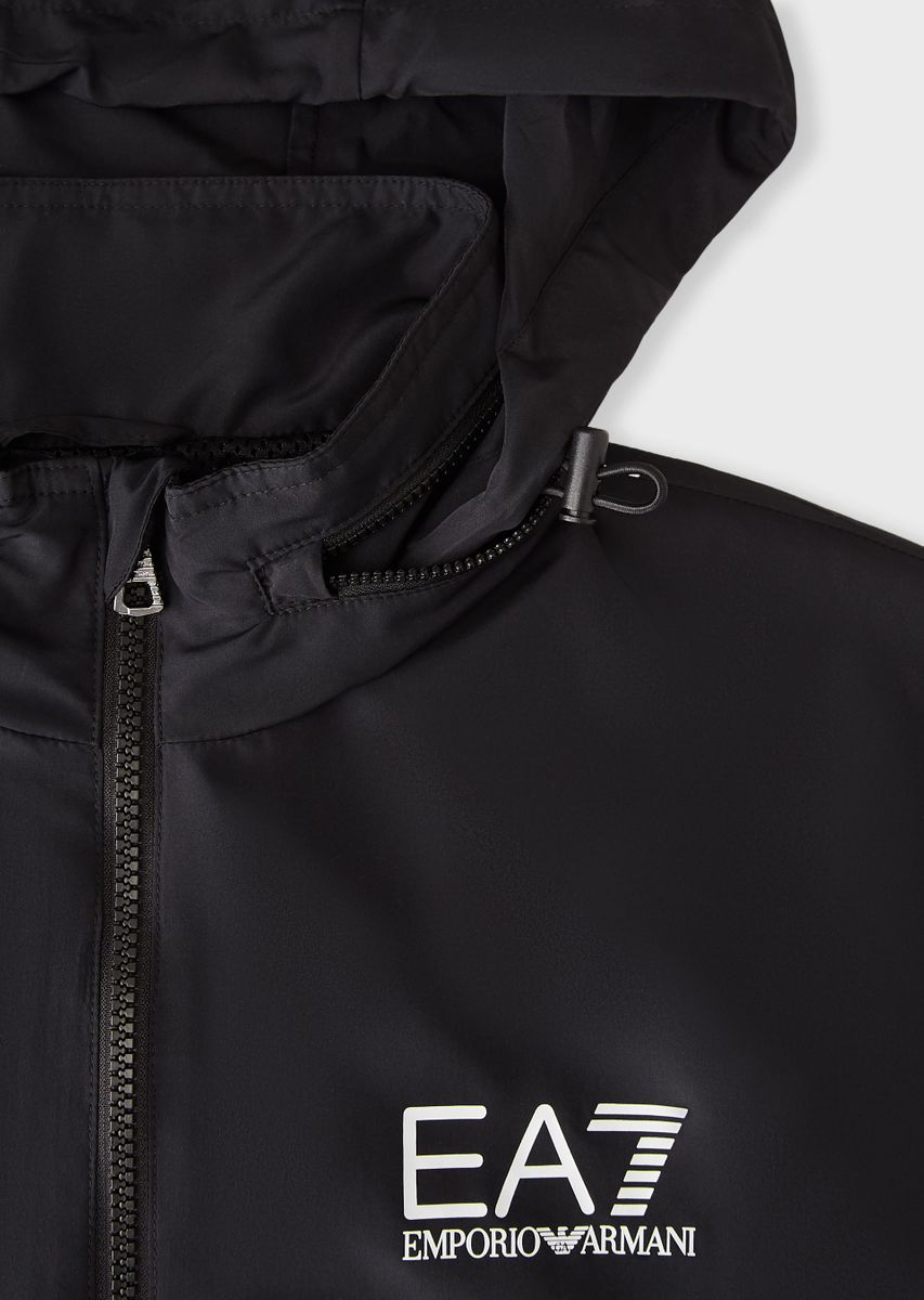 ea7 giacca