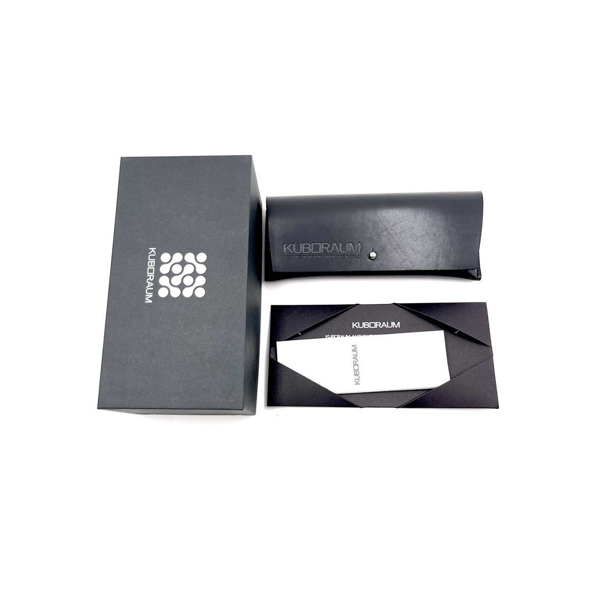 Kuboraum Unisex Nero Maske P1 Bs Gy Black Shine Dark Grey Acetato Mazzucchelli Occhiali Da Sole