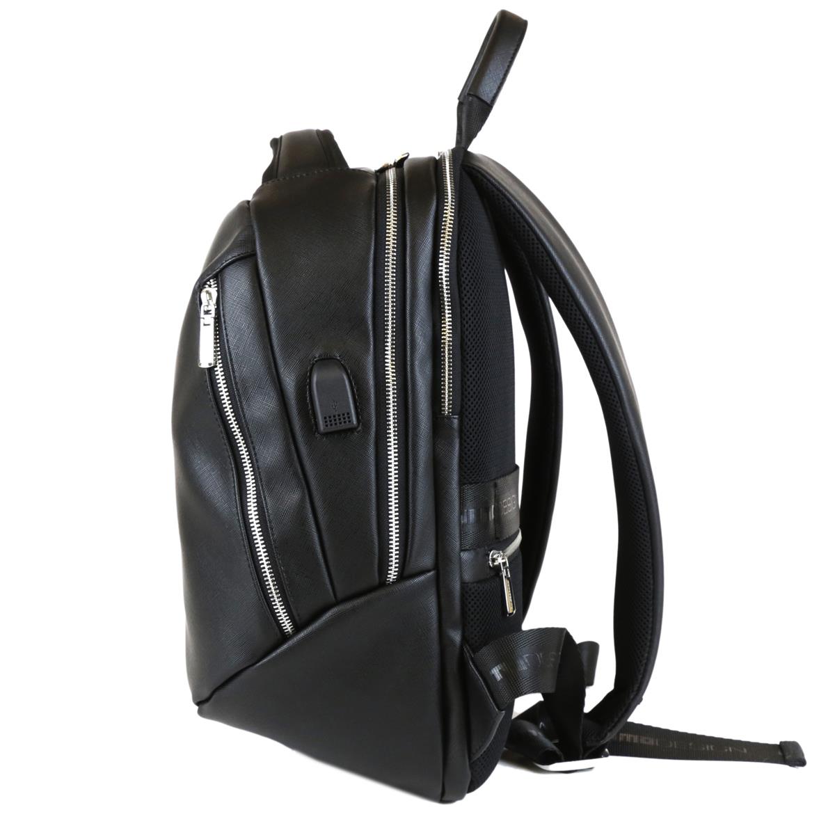 Zainetto Uomo MOMO Design In Ecopelle Vegana - Dimensioni 21x30x8,5 Cm, Colore Nero, Prodotto Alla Moda