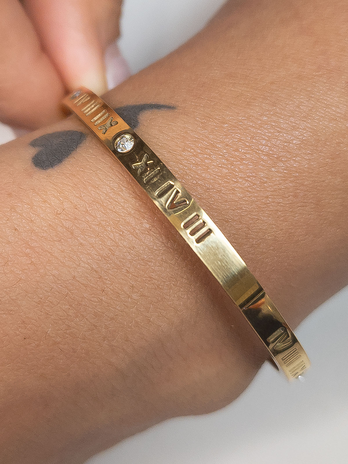 HALUKAKAH Bracciale Uomo In Acciaio Con Spine Placcato Oro 18k – 228 Diamanti Laboratorio Incastonati A Mano, Ipoallergenico