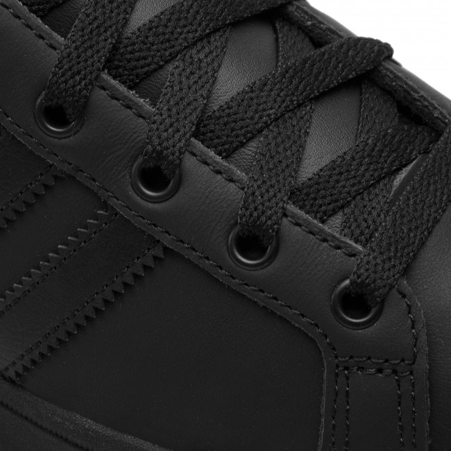 Adidas EE8902