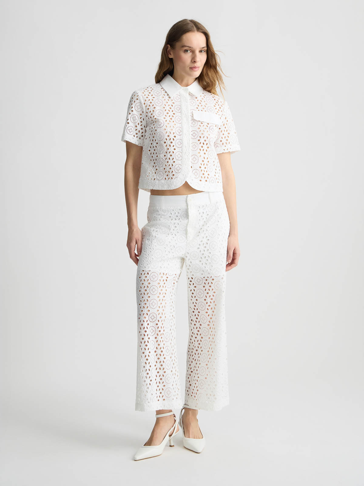 パンツ LIU JO Woman Pants White WA5282T2182 11111 WA5282T2182 Liujo Cropped Trousers With Embroidery