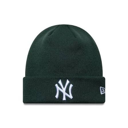 Il New Era New York Yankees Beanie è l'accessorio perfetto per chi cerca un m... - Picture 2 of 2