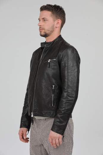 THE JACK LEATHERS RUSTLER